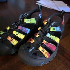 Keen Women's Rainbow Sandals